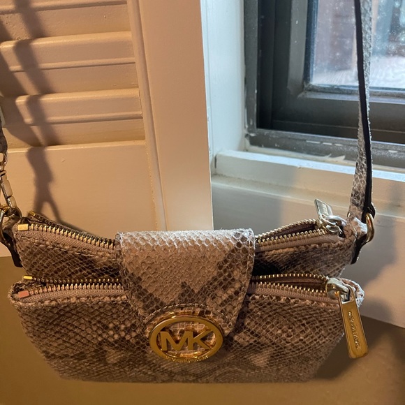 Michael Kora snakeskin embossed crossbody - Picture 3 of 6